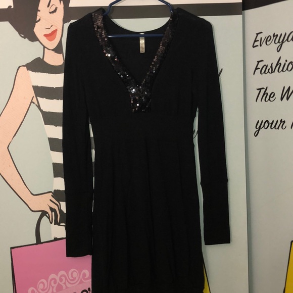 Niche Black Sweater dress Vneck w/ sequence L - Picture 1 of 2